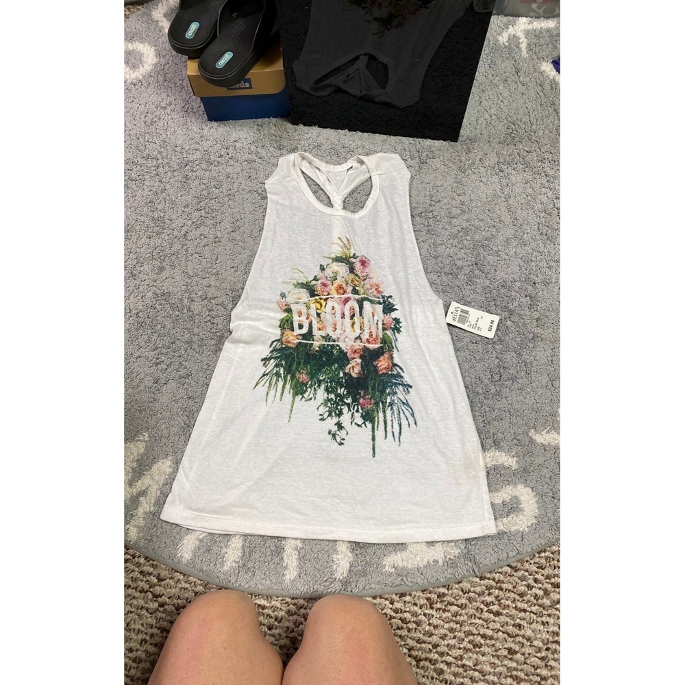 NWT Delia's‎ top